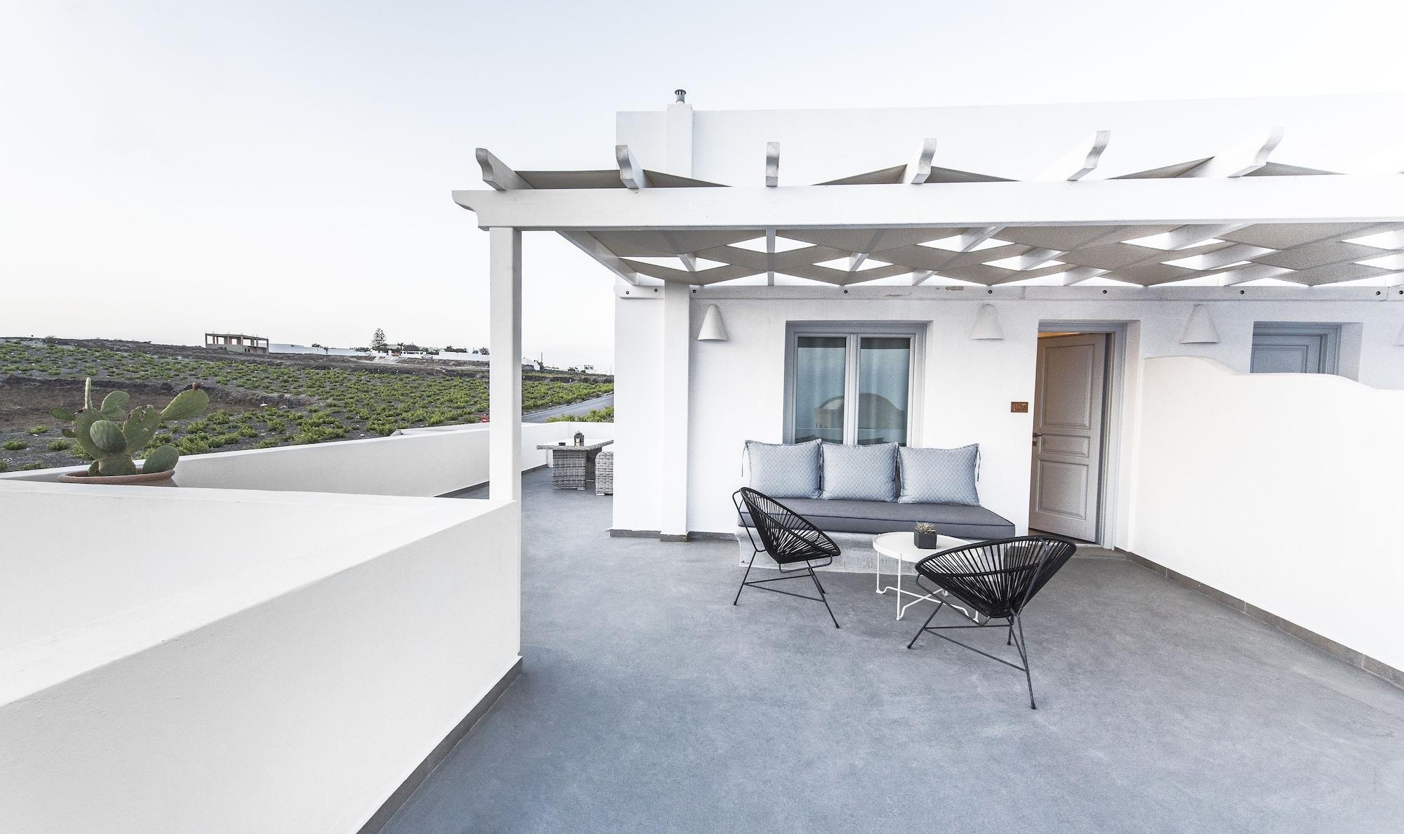 Impressive One Ormos Athinios Exterior foto