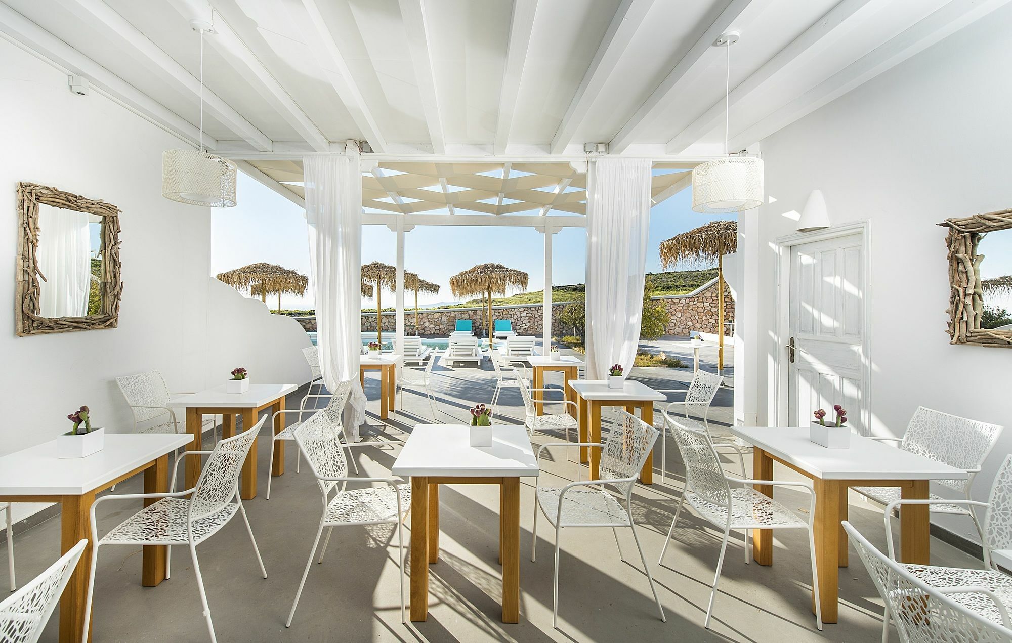 Impressive One Ormos Athinios Exterior foto